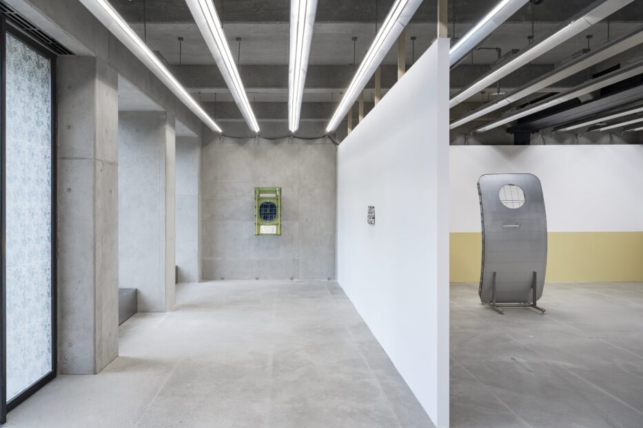 Installation view addresses without names, 2026 Ju Young Kim Courtesy of max goelitz Copyright the artist Photo: Dirk Tacke